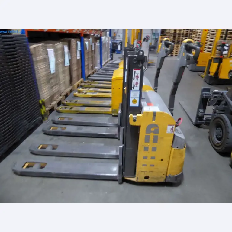 Máquinas y equipos de una imprenta-1