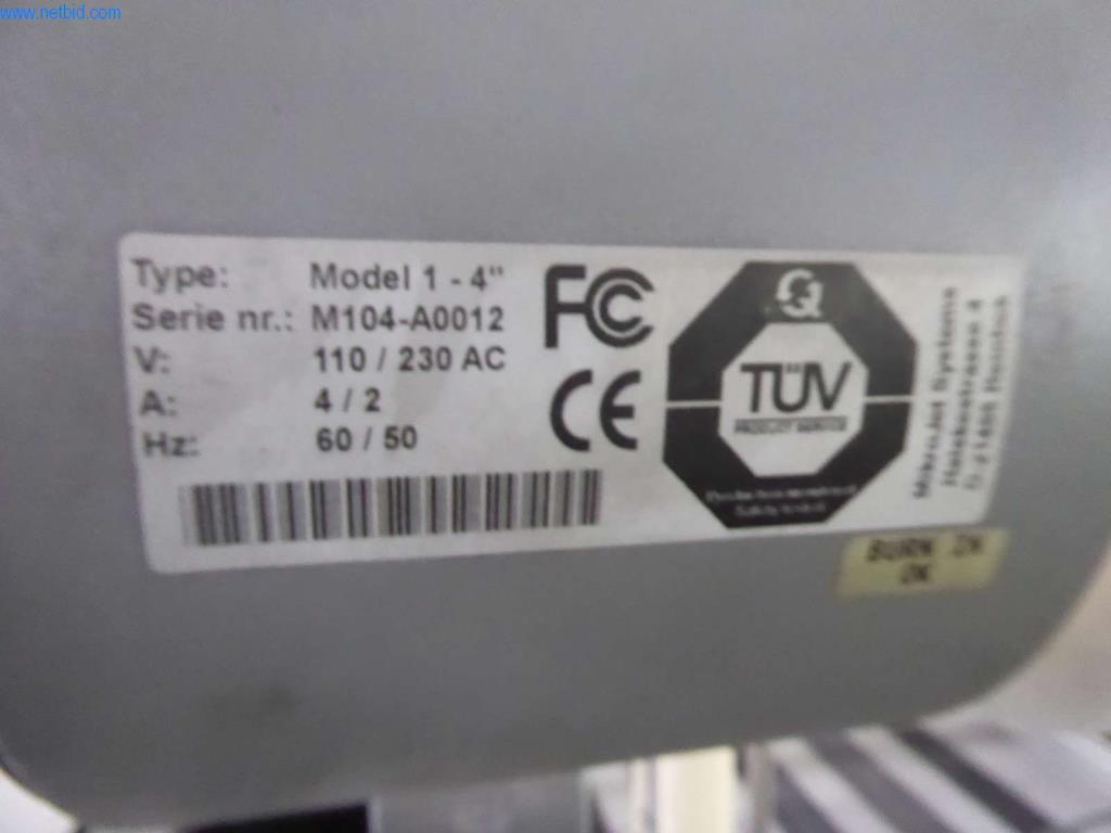 Máquinas e equipamentos numa gráfica-4