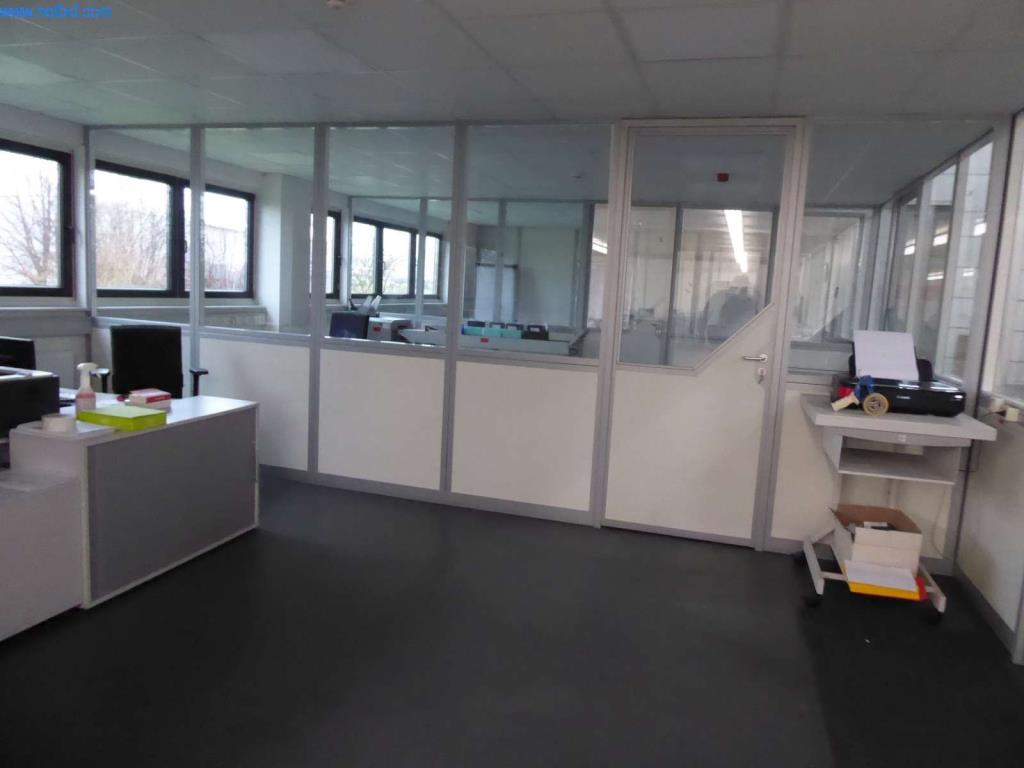 Máquinas e equipamentos numa gráfica-12