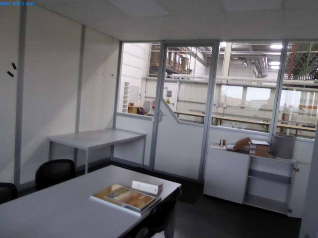 Máquinas e equipamentos numa gráfica-14