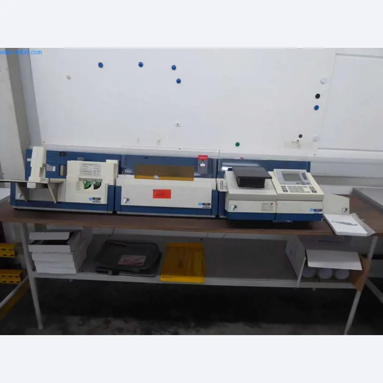 Máquinas y equipos de una imprenta-1