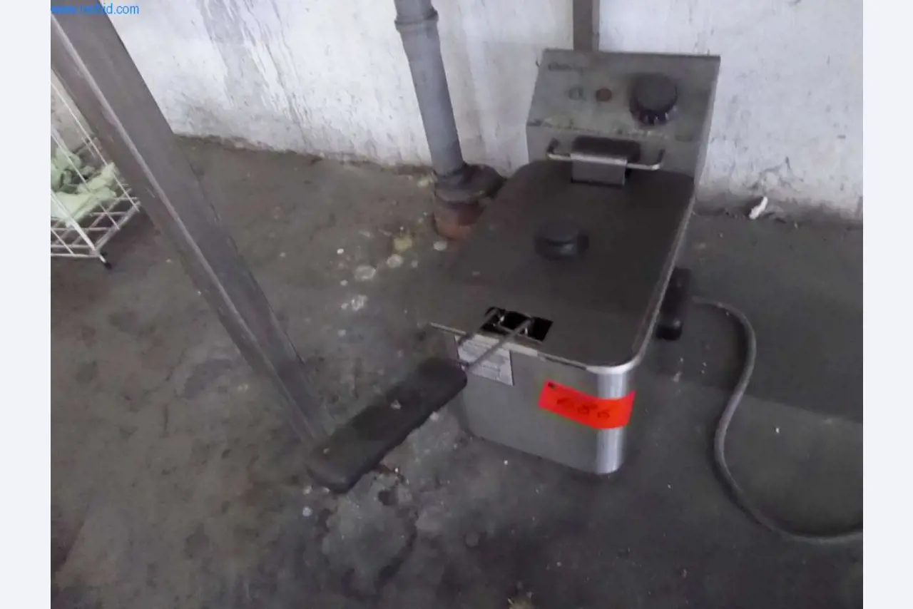 Maschinen und Ausstattung einer Druckerei-2