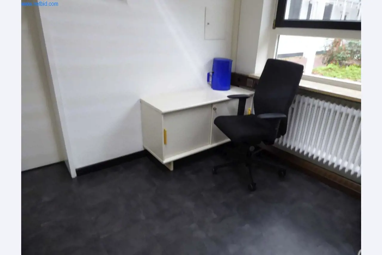 Maschinen und Ausstattung einer Druckerei-2