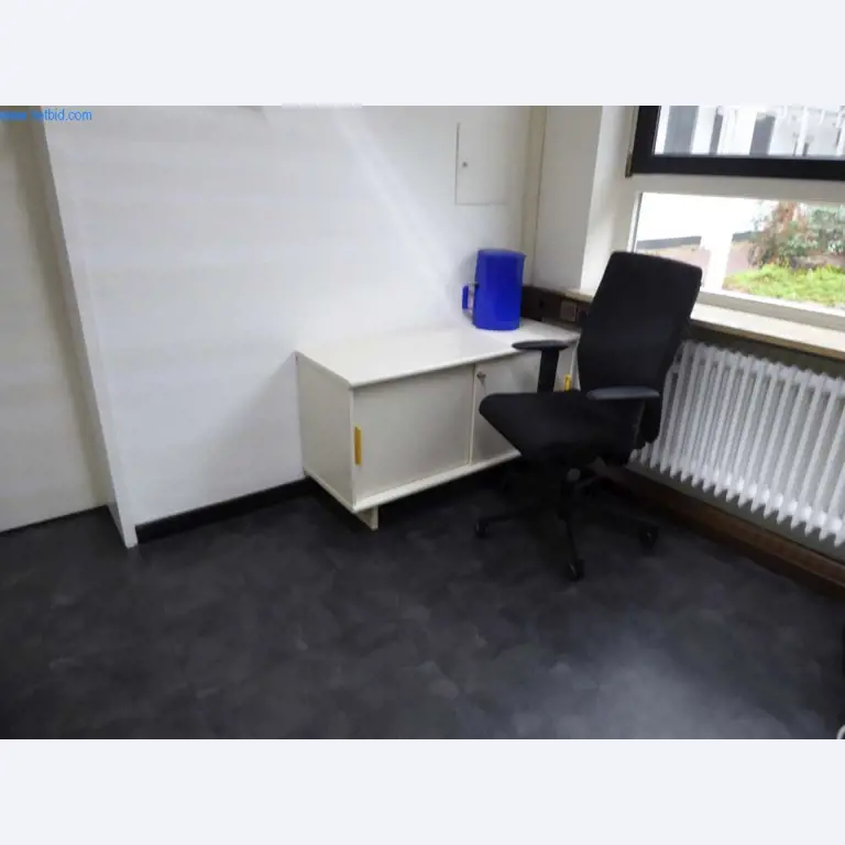 Maschinen und Ausstattung einer Druckerei-2