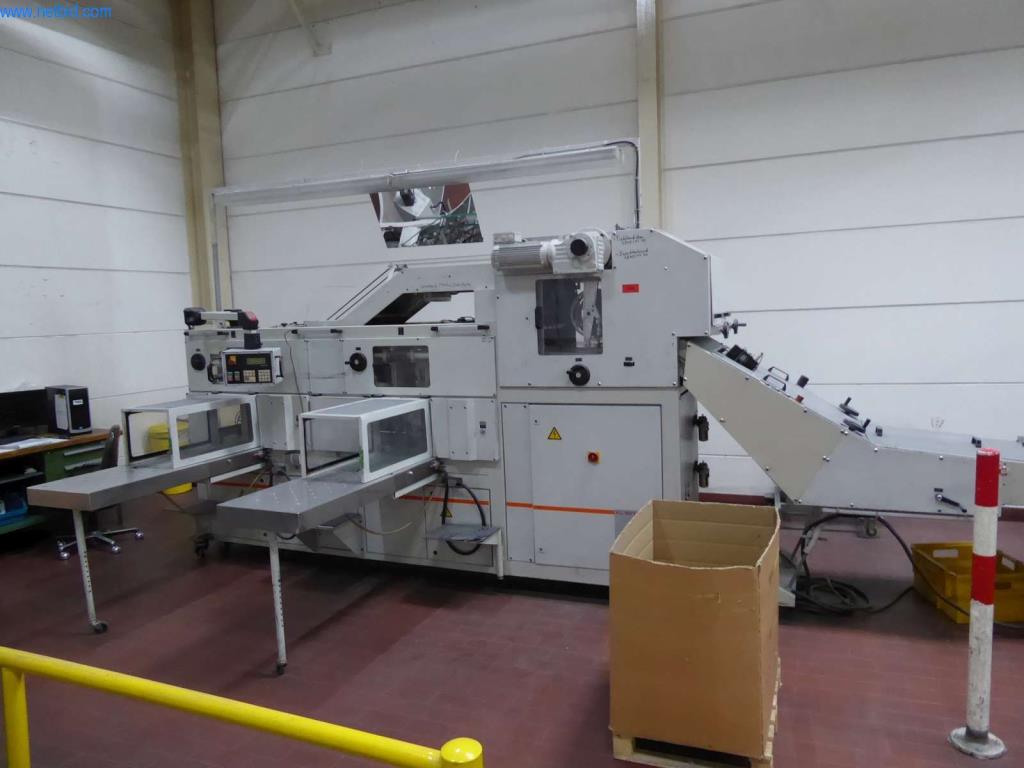 Máquinas e equipamentos numa gráfica-3