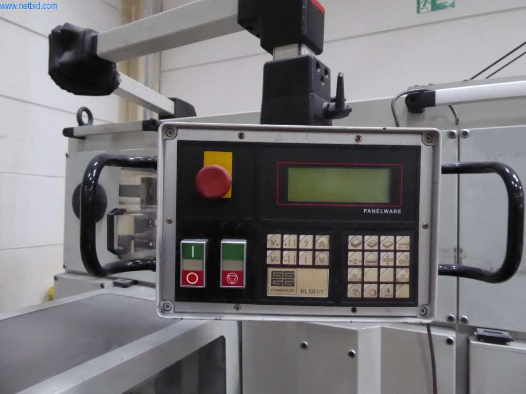 Máquinas e equipamentos numa gráfica-8