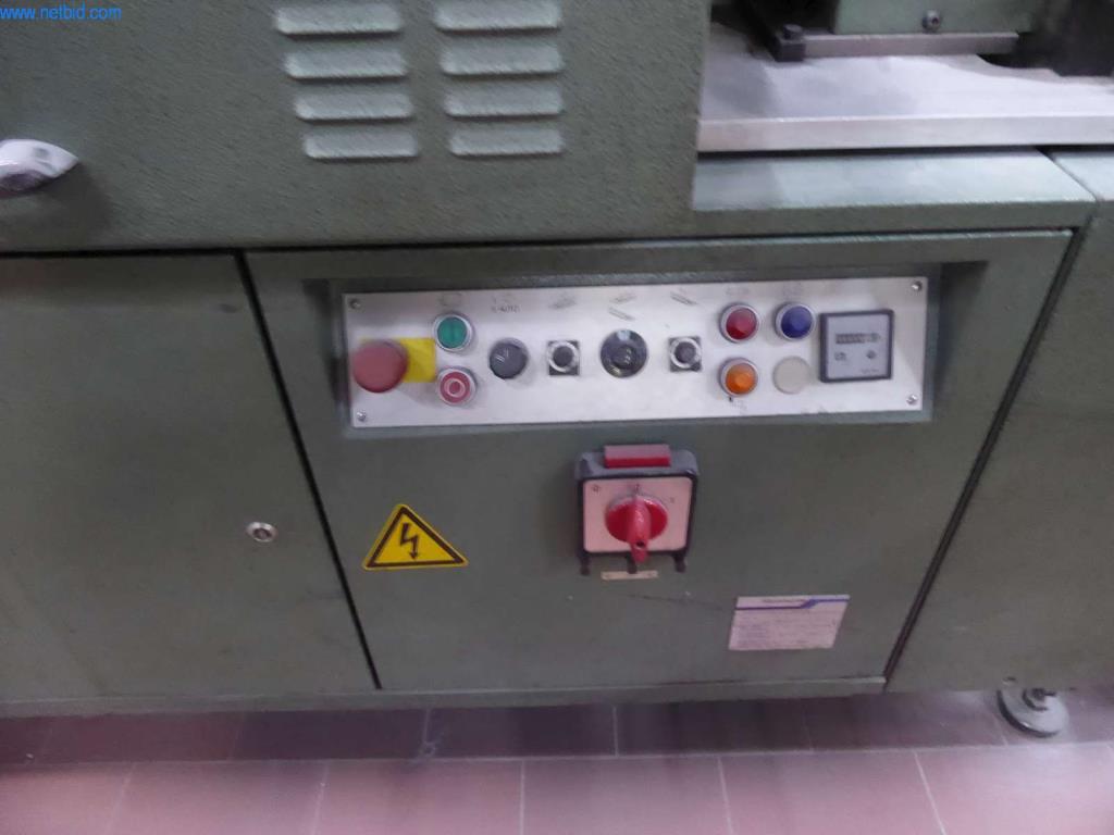 Máquinas e equipamentos numa gráfica-2