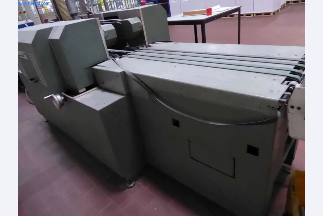 Maschinen und Ausstattung einer Druckerei-6