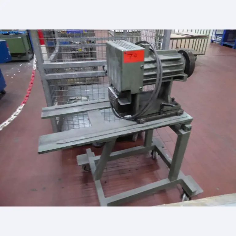 Maschinen und Ausstattung einer Druckerei-8