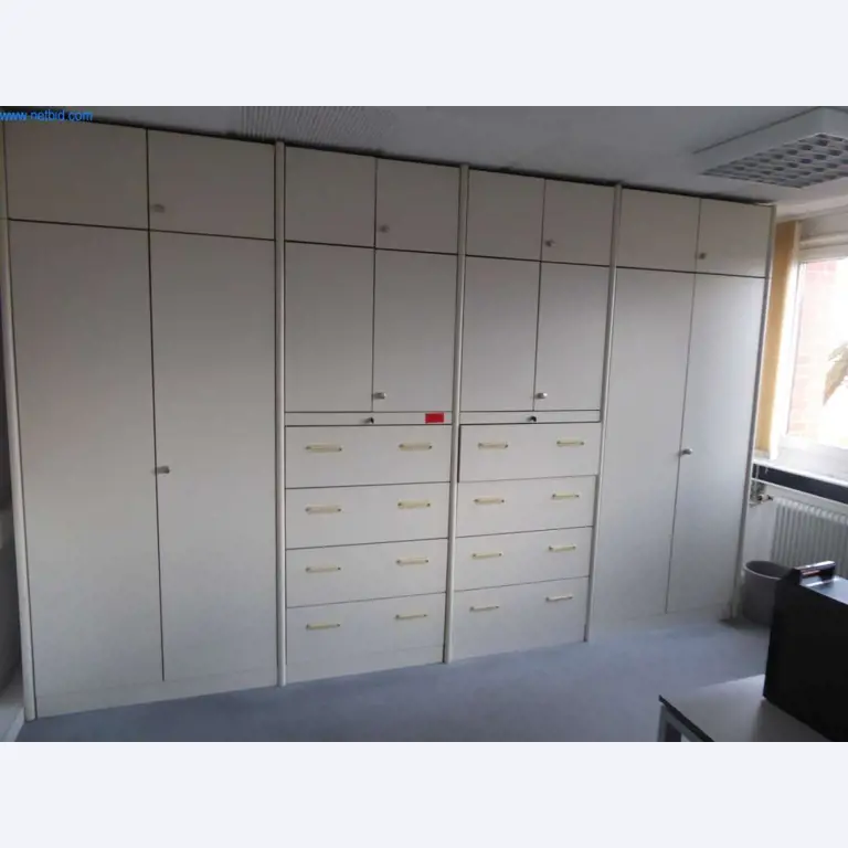 Maschinen und Ausstattung einer Druckerei-2