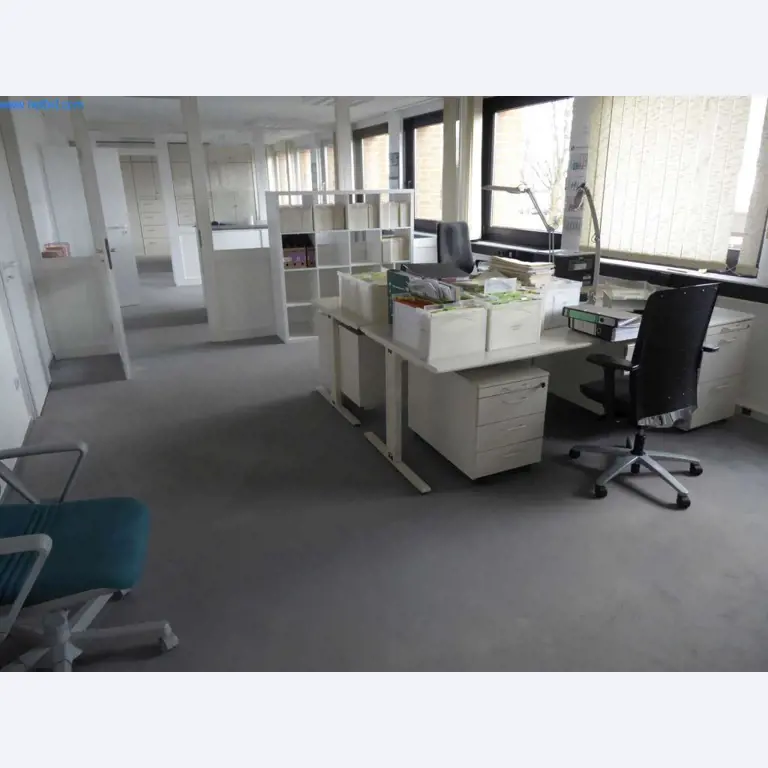 Maschinen und Ausstattung einer Druckerei-2