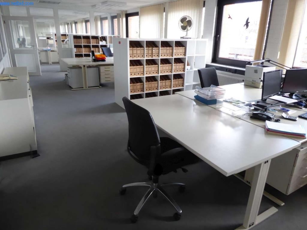 Maschinen und Ausstattung einer Druckerei-1