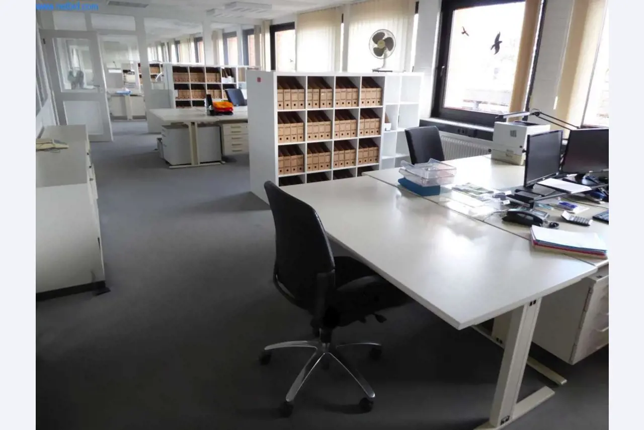 Maschinen und Ausstattung einer Druckerei-1