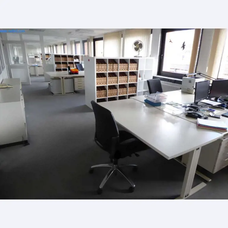 Maschinen und Ausstattung einer Druckerei-1