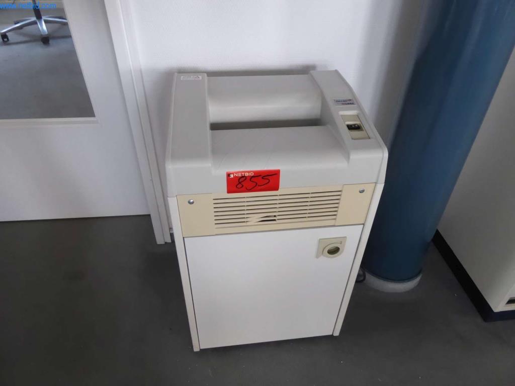 Maschinen und Ausstattung einer Druckerei-1