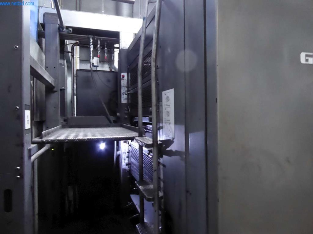 Máquinas e equipamentos numa gráfica-18