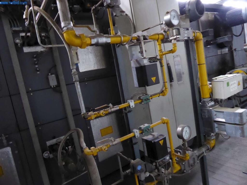 Máquinas e equipamentos numa gráfica-19