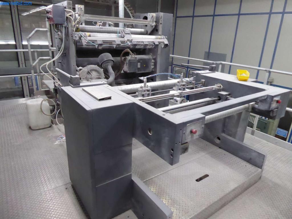 Máquinas e equipamentos numa gráfica-24