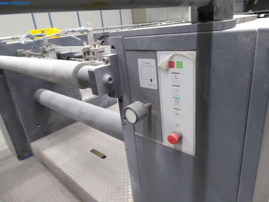 Máquinas e equipamentos numa gráfica-30