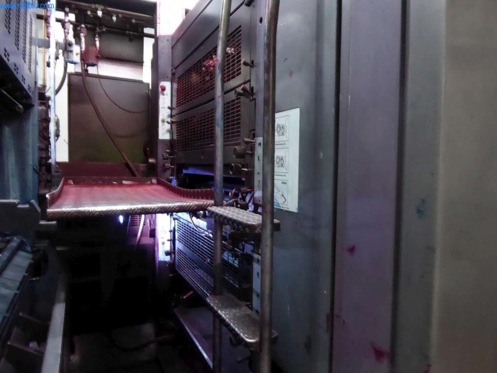 Máquinas e equipamentos numa gráfica-7