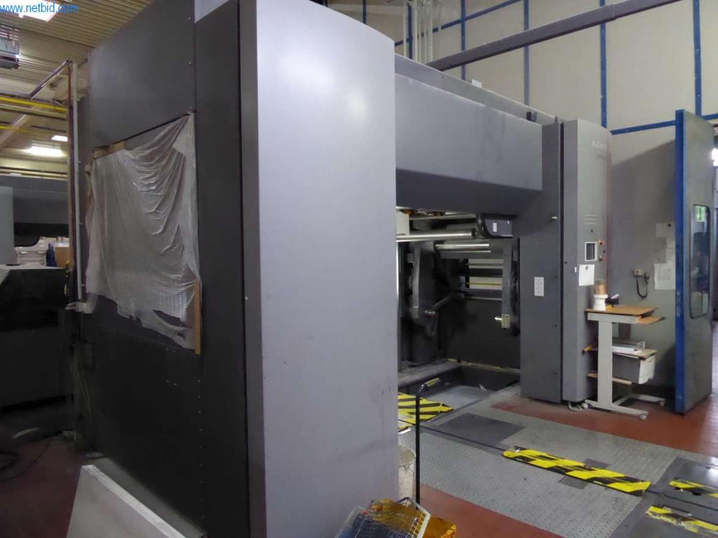 Máquinas e equipamentos numa gráfica-8