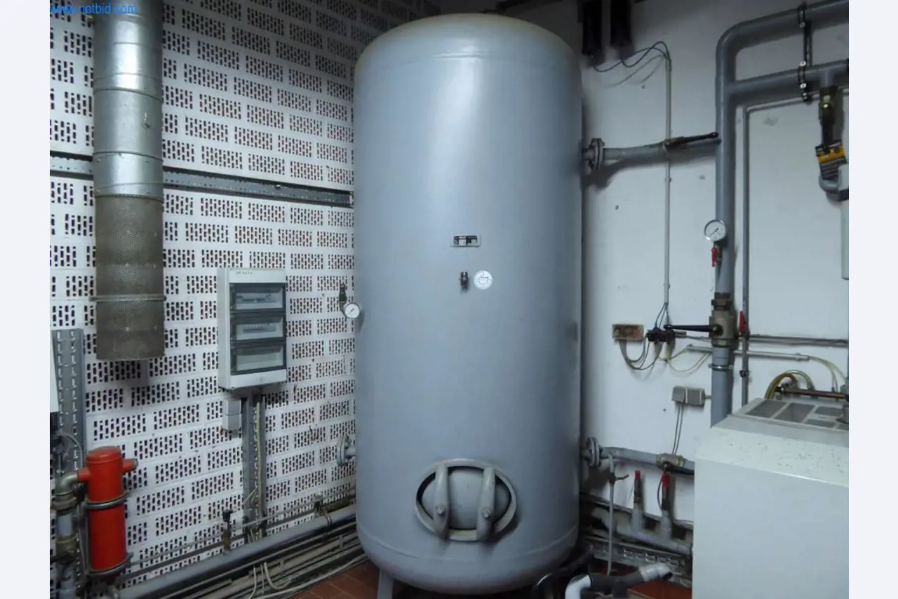 Máquinas e equipamentos numa gráfica-11