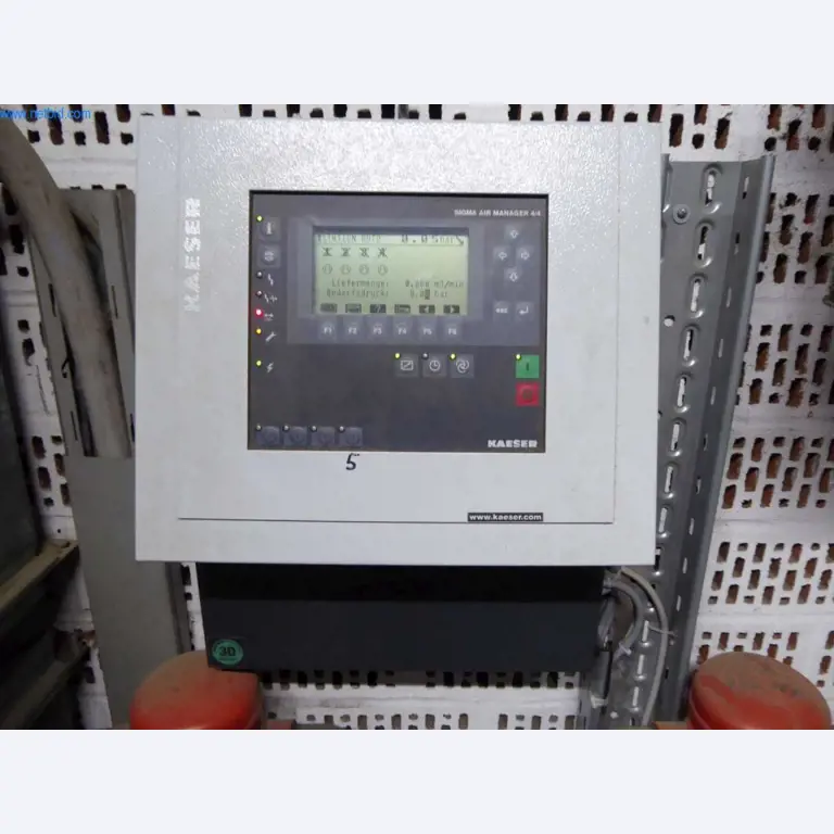 Máquinas e equipamentos numa gráfica-13