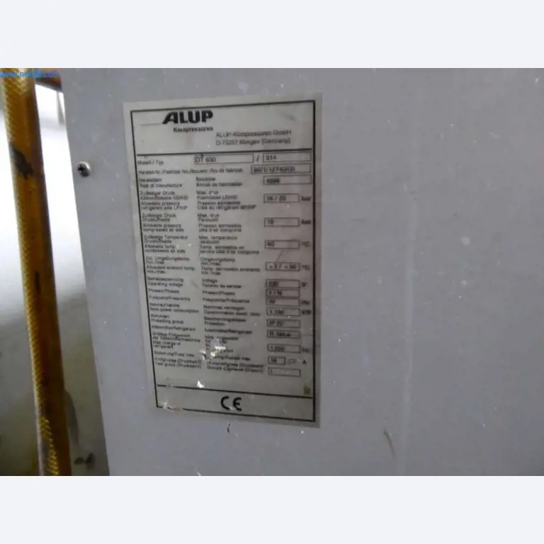 Máquinas e equipamentos numa gráfica-3