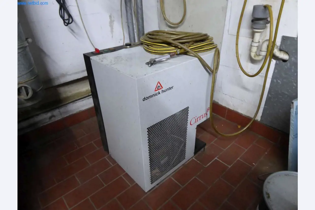 Máquinas e equipamentos numa gráfica-5