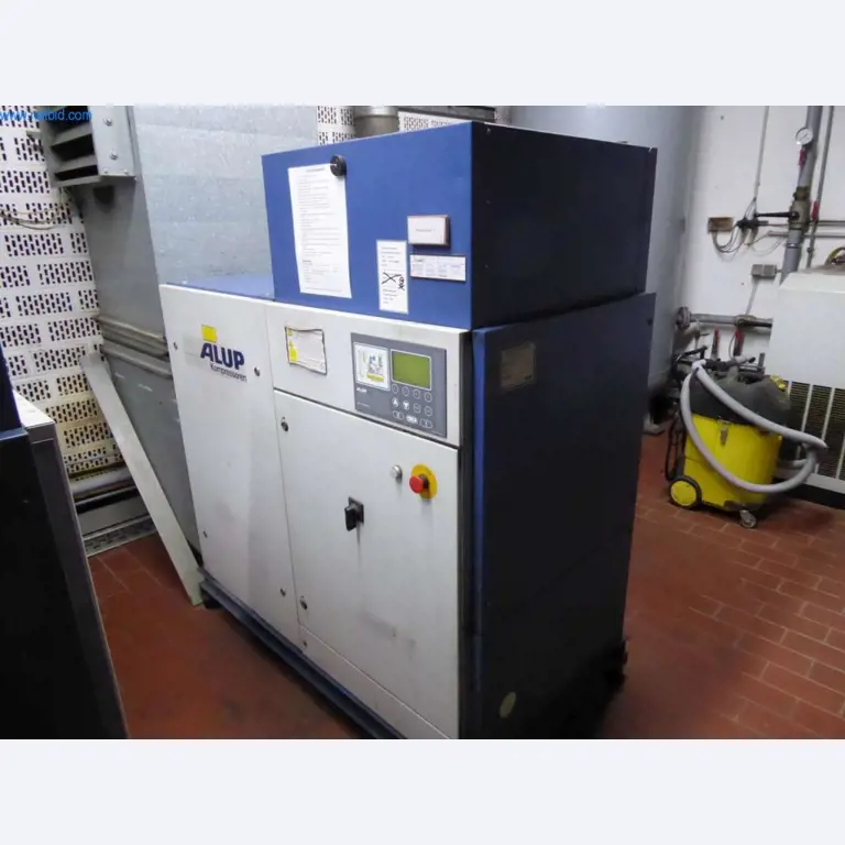 Máquinas e equipamentos numa gráfica-9