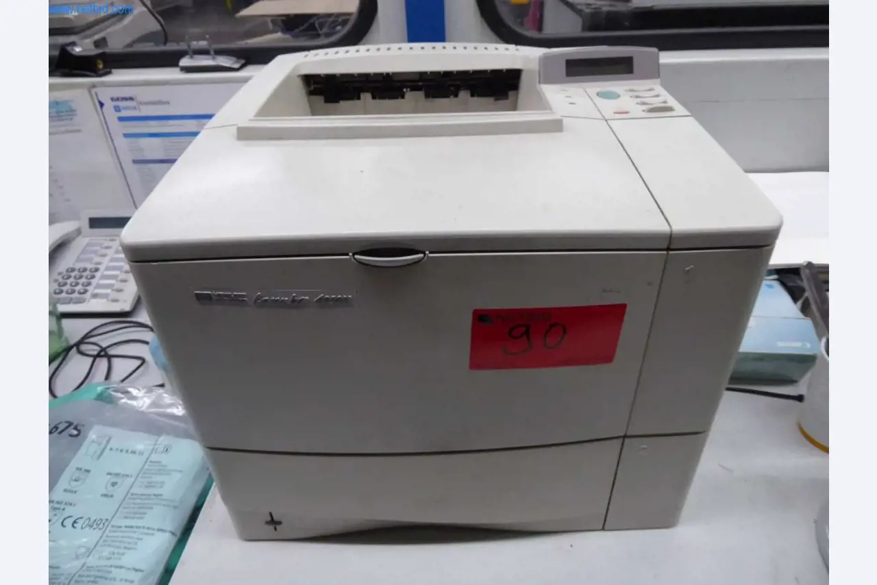 Maschinen und Ausstattung einer Druckerei-1