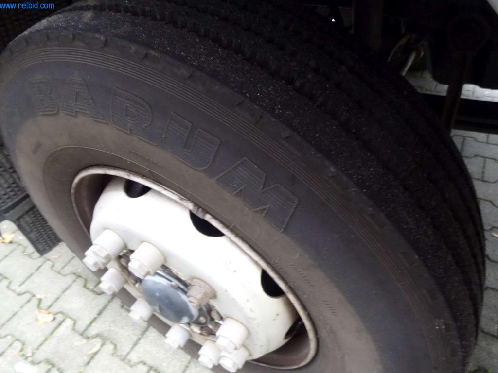 Máquinas e equipamentos numa gráfica-3