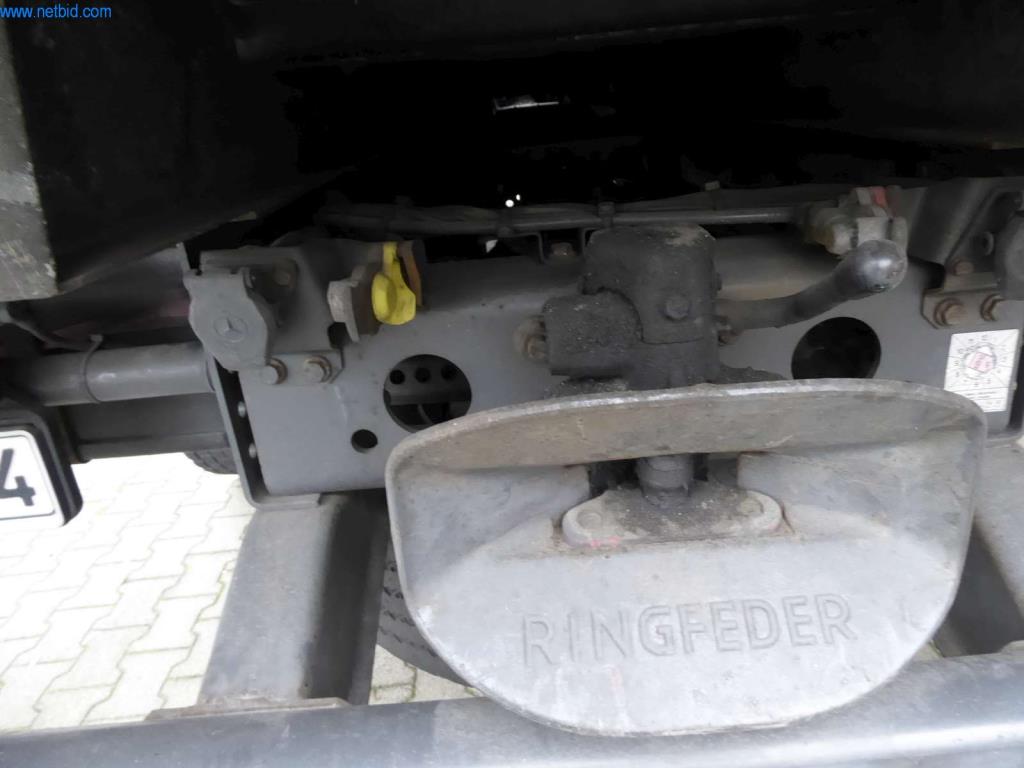 Máquinas e equipamentos numa gráfica-8