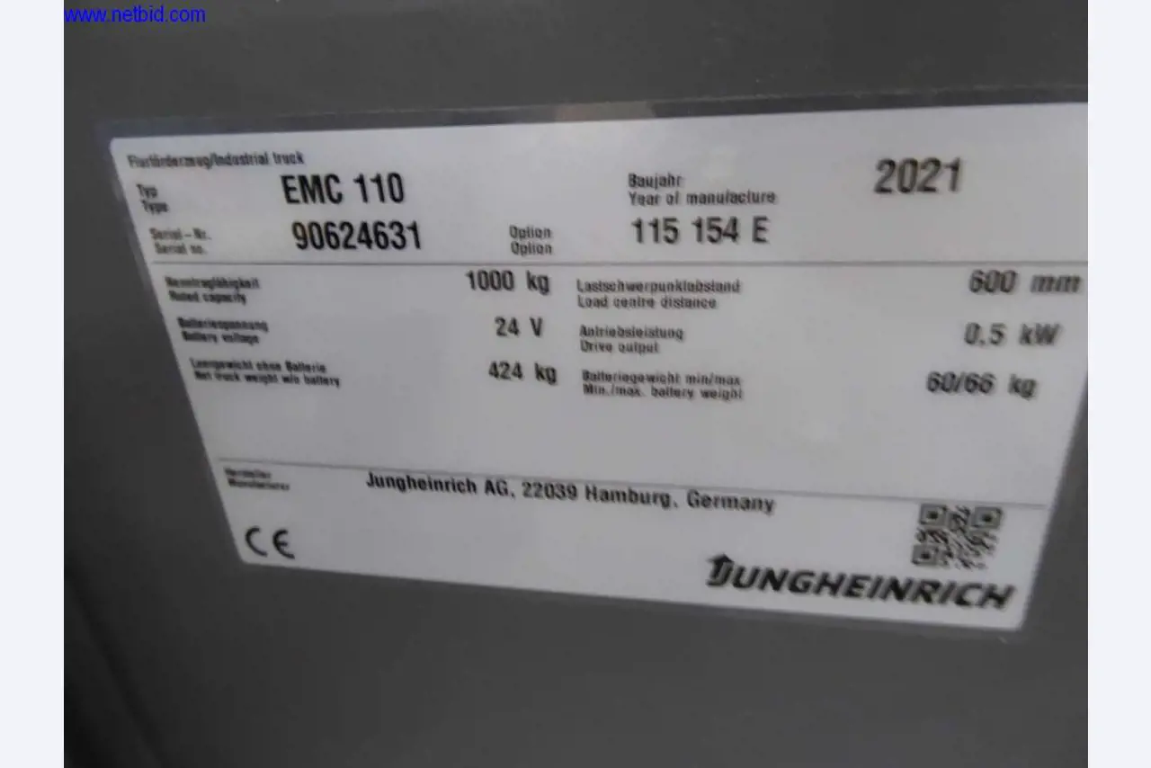 Maschinen und Ausstattung einer Druckerei-2