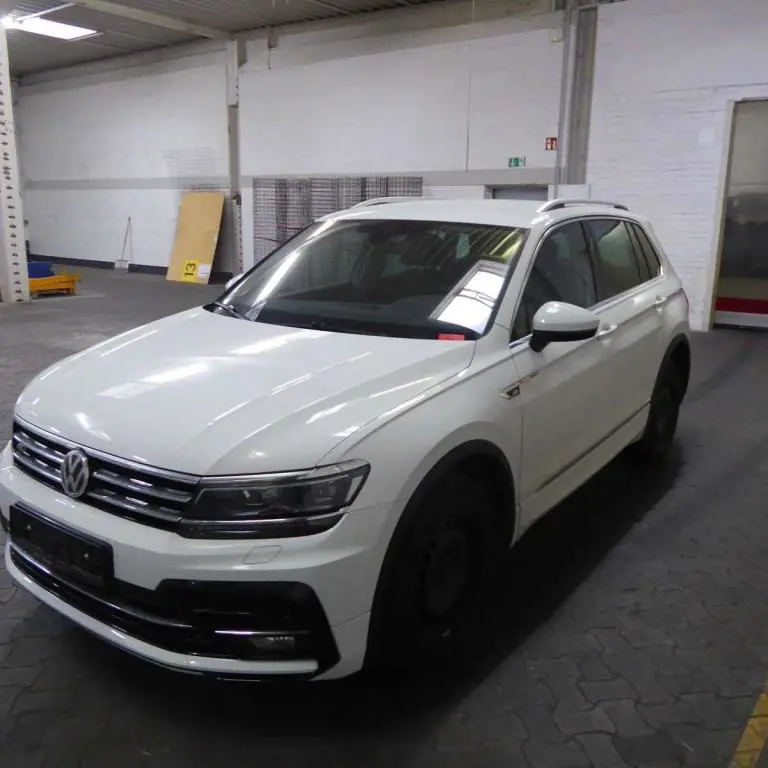 Voiture Volkswagen Tiguan 2.0 Tsi 4-motion, R-Line Design