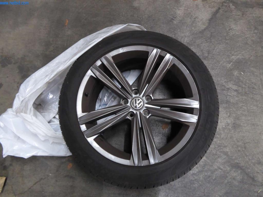 Máquinas e equipamentos numa gráfica-27