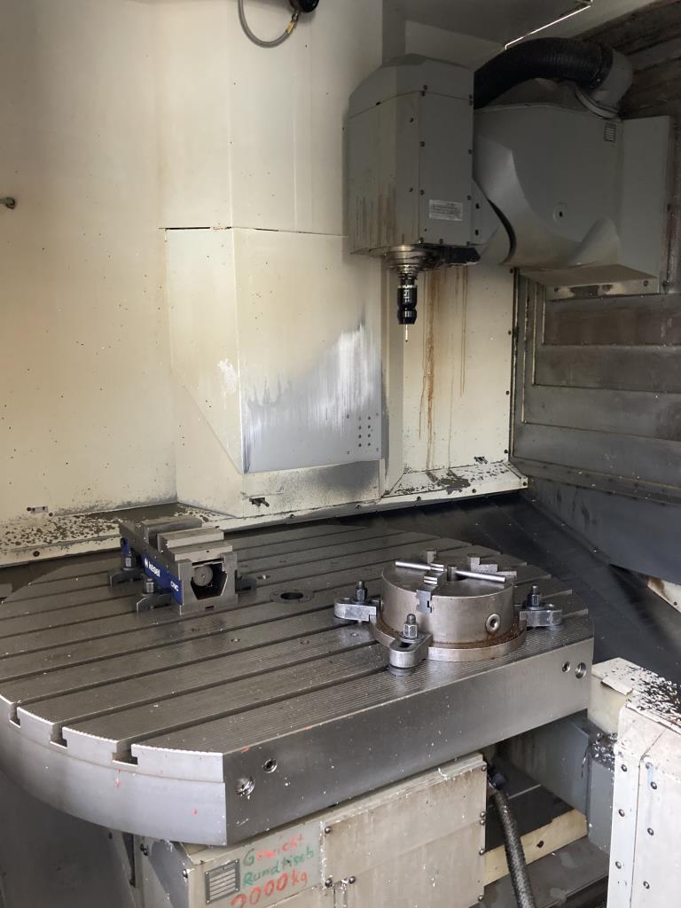 Machines d'un sous-traitant automobile de renom-2