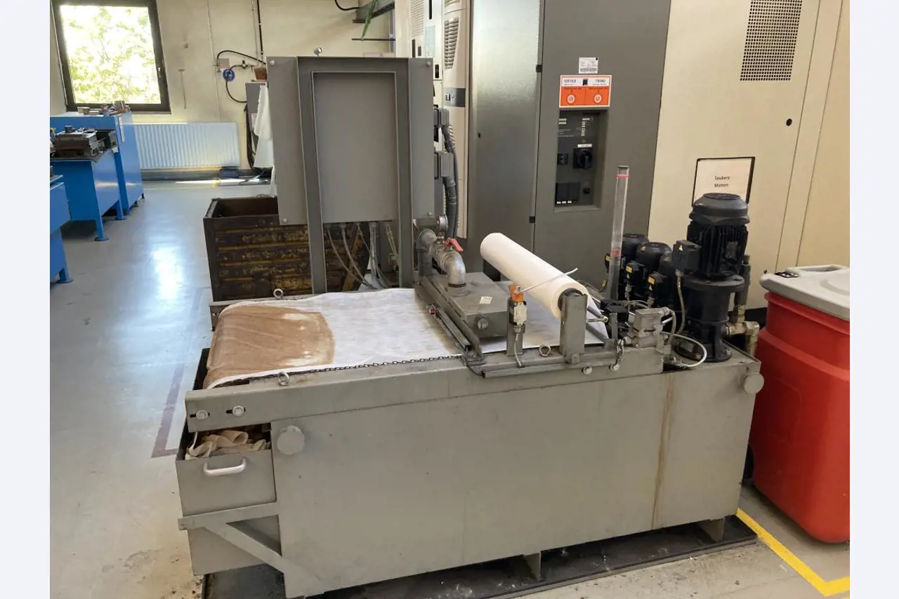 High-quality equipment and machines from a well-known automotive supplier-5
