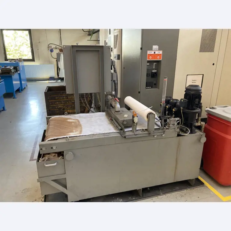 High-quality equipment and machines from a well-known automotive supplier-5