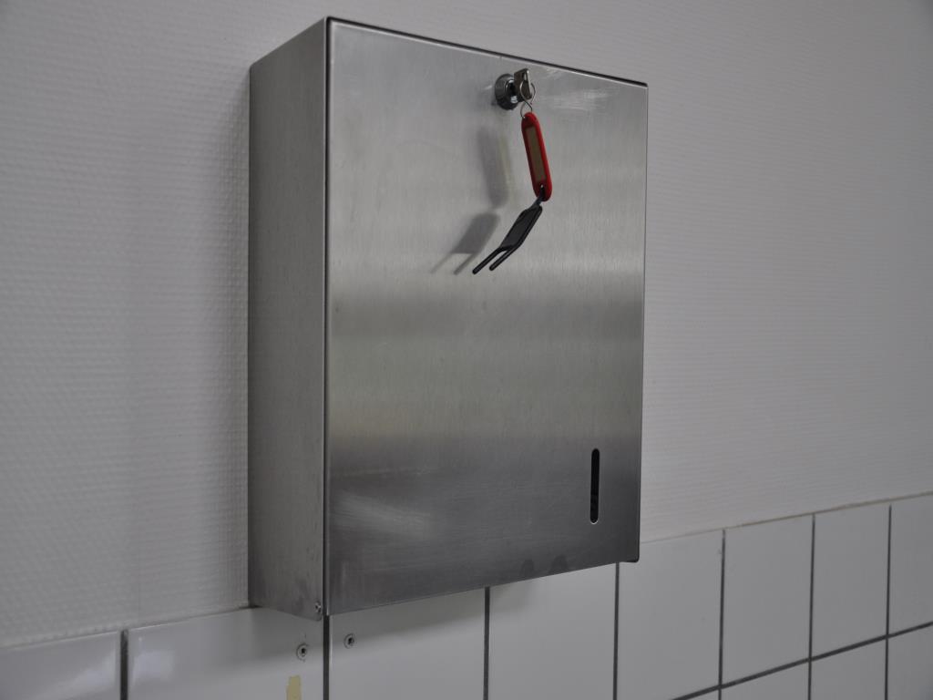 Well-maintained kitchen and canteen equipment-2