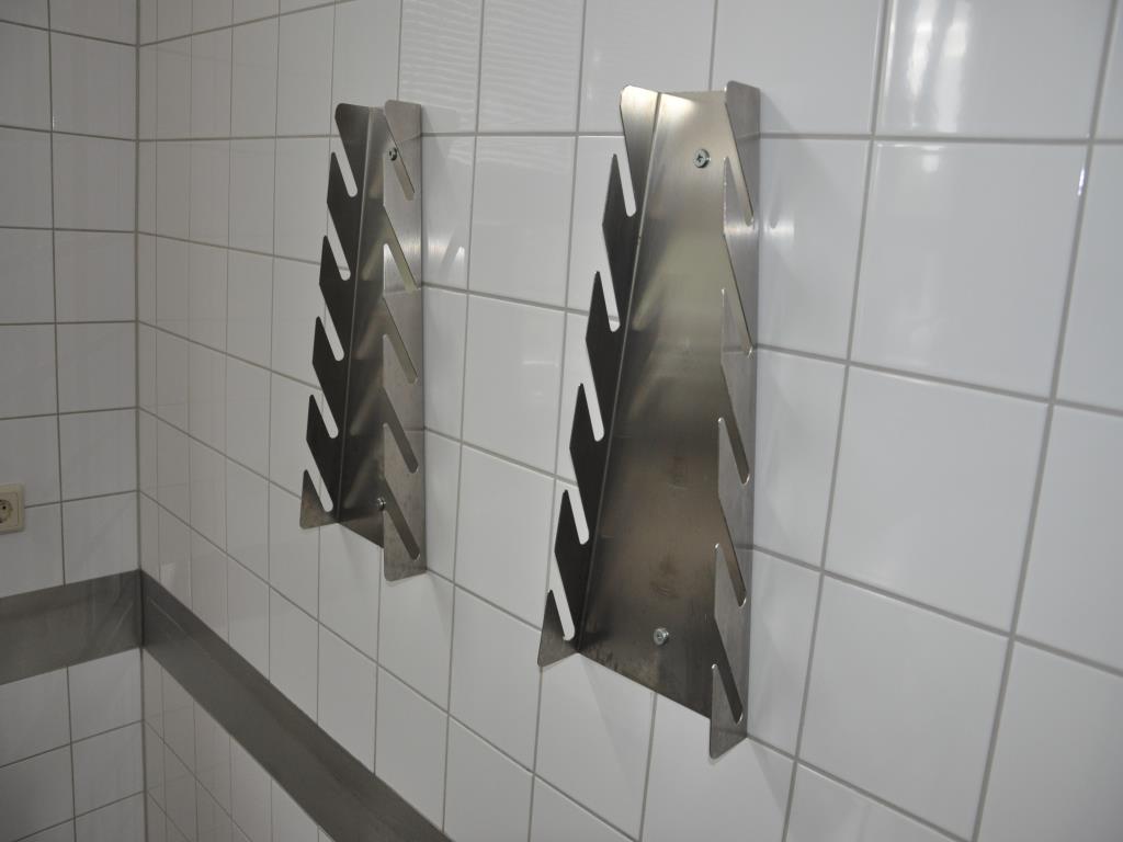 Well-maintained kitchen and canteen equipment-9