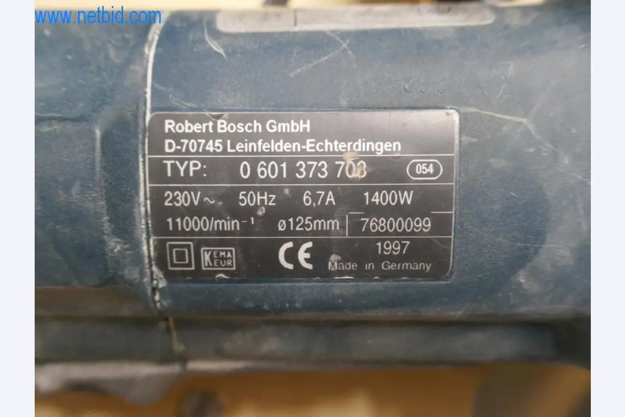 Dobře udržované stroje z oblasti interiérového designu a stavebnictví-3