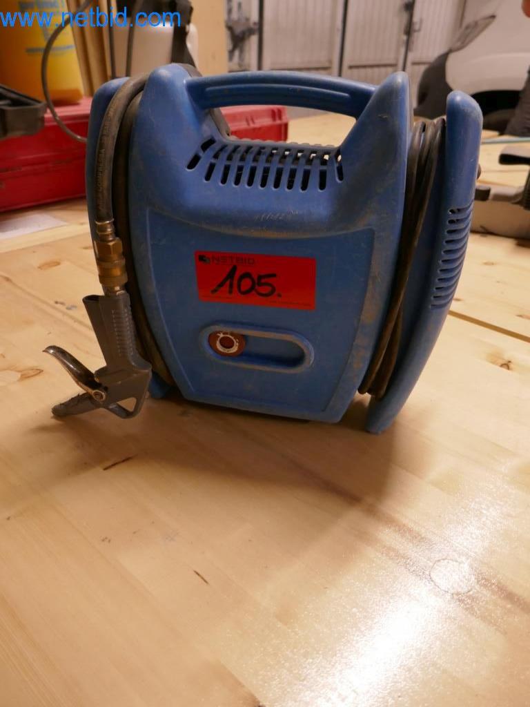 Máquinas en buen estado del sector del diseño de interiores y la construcción-7