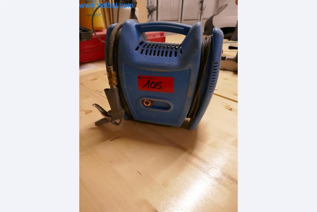 Máquinas en buen estado del sector del diseño de interiores y la construcción-7