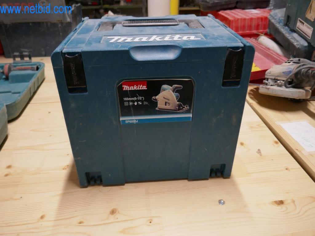 Máquinas en buen estado del sector del diseño de interiores y la construcción-4