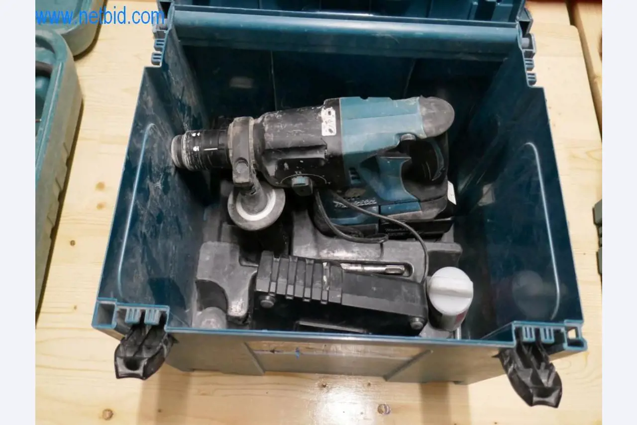 Goed onderhouden machines uit de interieur- en bouwsector-1