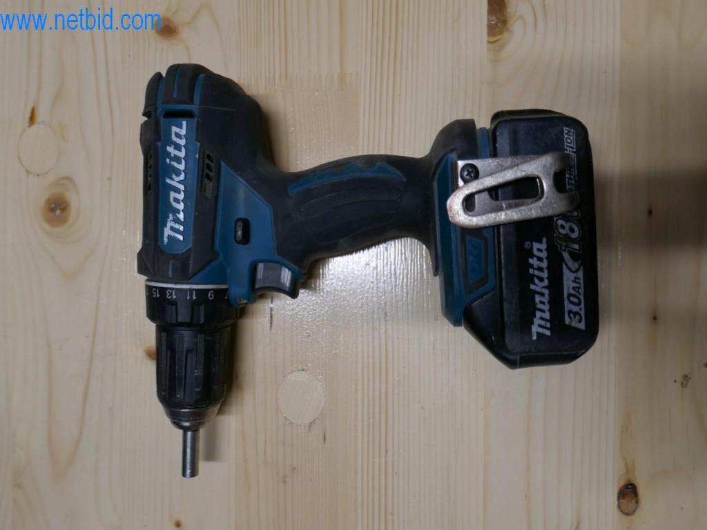 Máquinas en buen estado del sector del diseño de interiores y la construcción-5