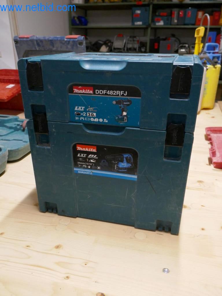 Máquinas en buen estado del sector del diseño de interiores y la construcción-7