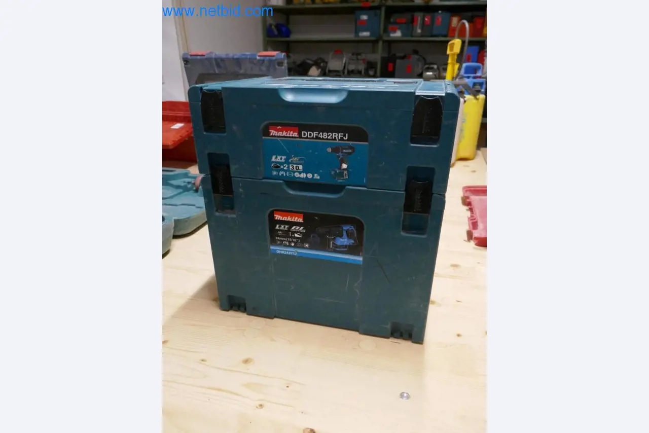 Goed onderhouden machines uit de interieur- en bouwsector-7