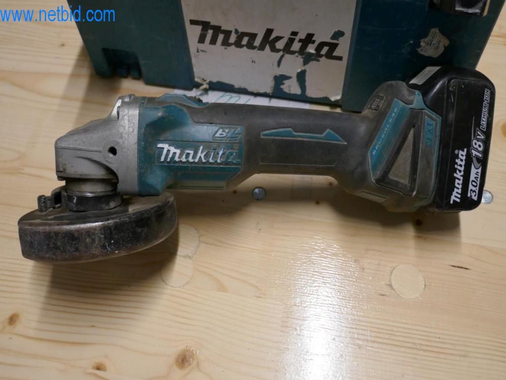 Máquinas en buen estado del sector del diseño de interiores y la construcción-2